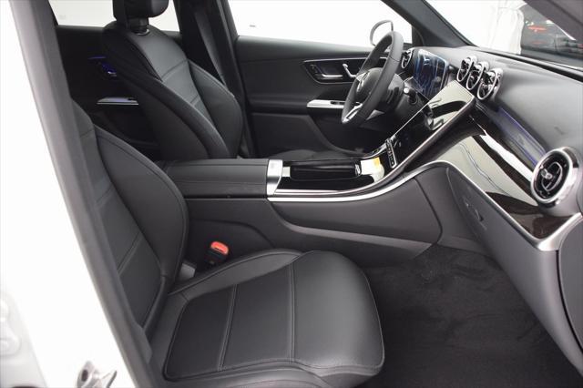 new 2025 Mercedes-Benz GLC 300 car, priced at $51,125