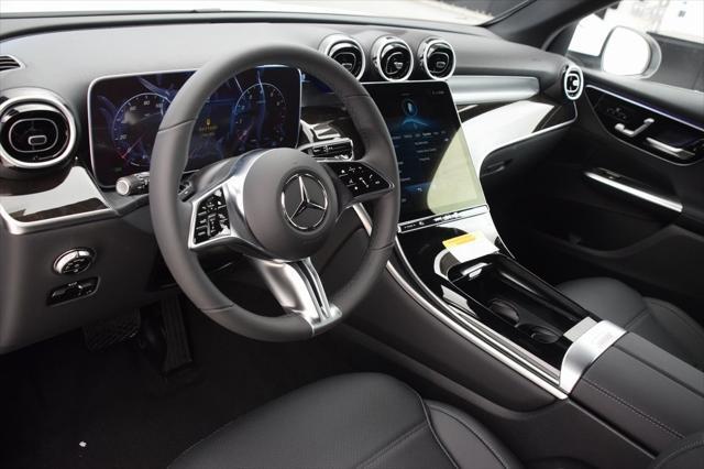new 2025 Mercedes-Benz GLC 300 car, priced at $51,125