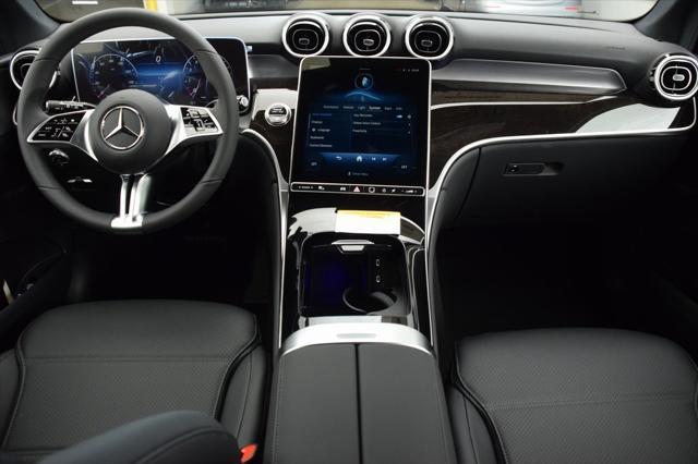 new 2025 Mercedes-Benz GLC 300 car, priced at $51,125