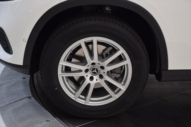new 2025 Mercedes-Benz GLC 300 car, priced at $51,125