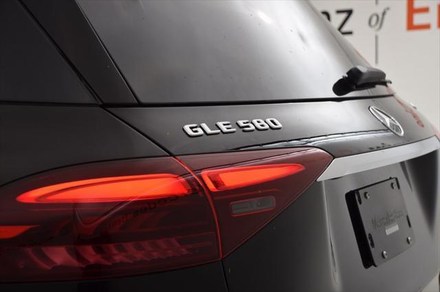 new 2025 Mercedes-Benz GLE 580 car, priced at $96,595