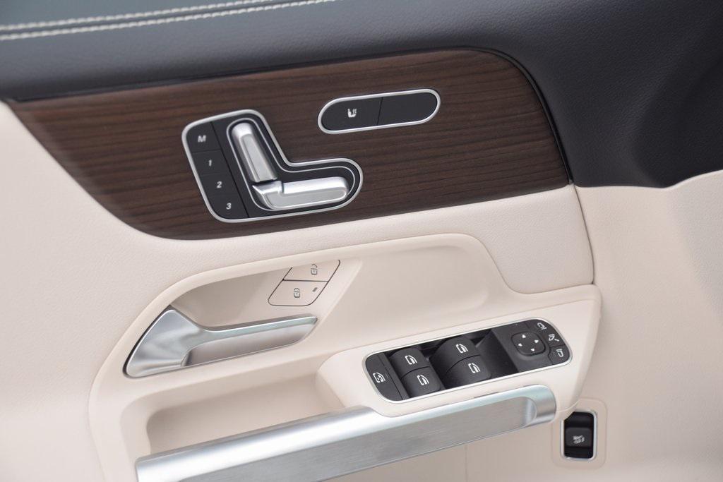new 2026 Mercedes-Benz GLB 250 car, priced at $48,205