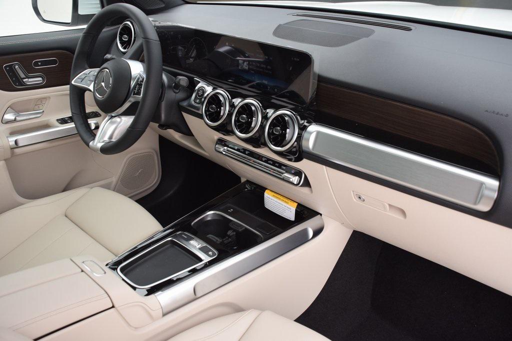 new 2026 Mercedes-Benz GLB 250 car, priced at $48,205