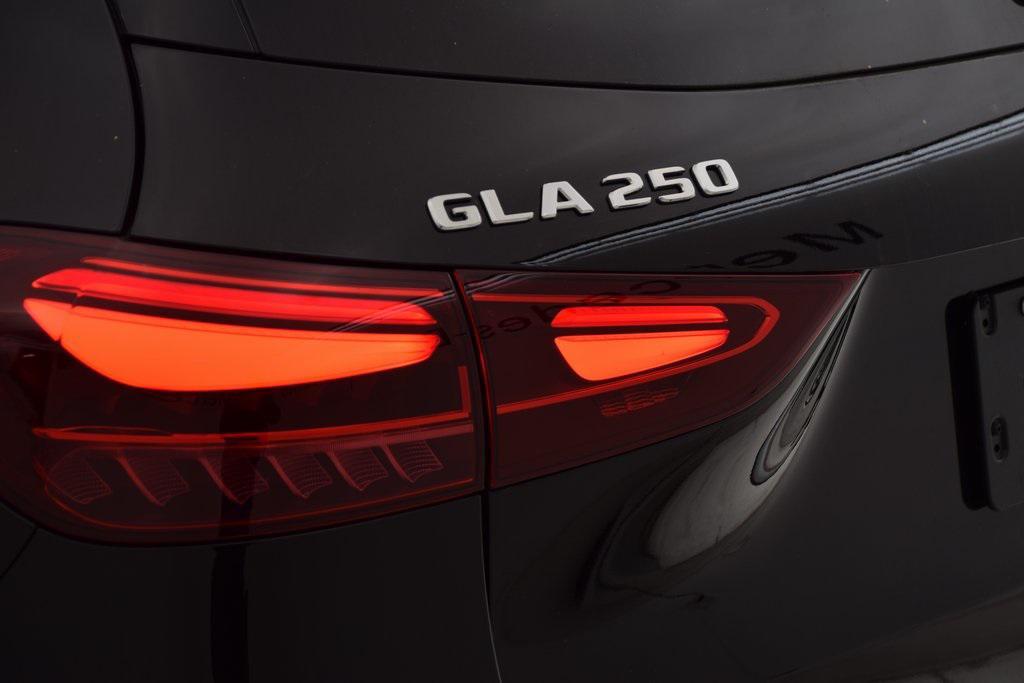 new 2026 Mercedes-Benz GLA 250 car, priced at $45,010