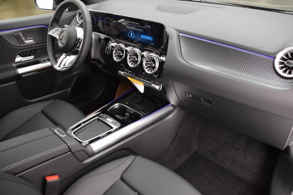 new 2026 Mercedes-Benz GLA 250 car, priced at $45,010