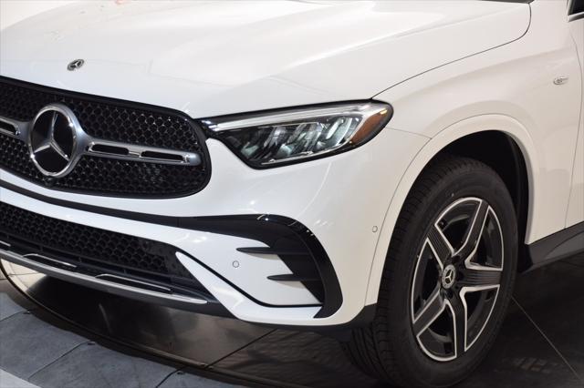 new 2025 Mercedes-Benz GLC 350e car, priced at $67,425