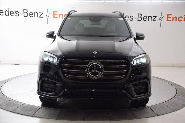 new 2025 Mercedes-Benz GLS 450 car