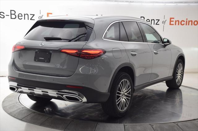 new 2025 Mercedes-Benz GLC 300 car, priced at $55,175