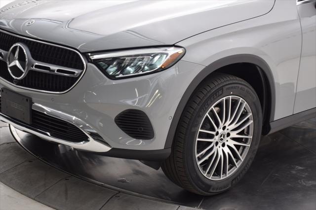 new 2025 Mercedes-Benz GLC 300 car, priced at $55,175