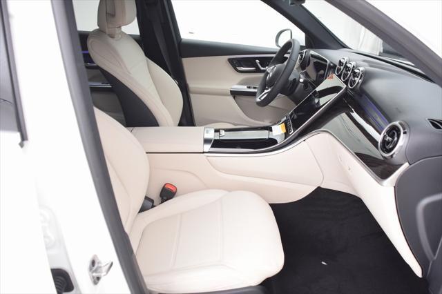 new 2025 Mercedes-Benz GLC 300 car, priced at $51,775