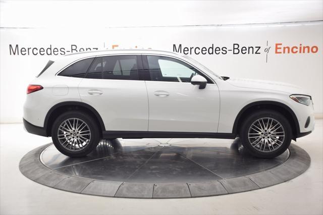 new 2025 Mercedes-Benz GLC 300 car, priced at $51,775