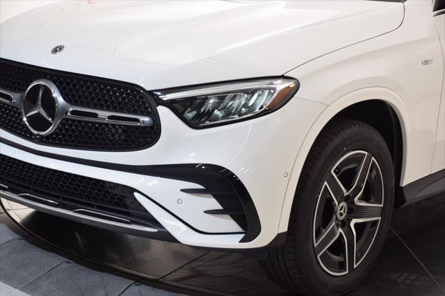 new 2025 Mercedes-Benz GLC 350e car, priced at $67,425