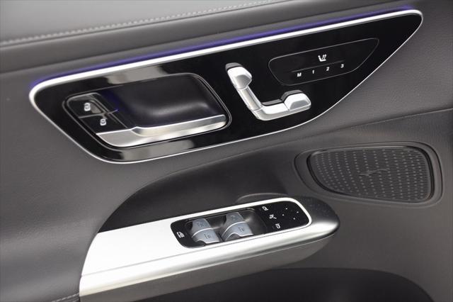 new 2025 Mercedes-Benz GLC 350e car, priced at $67,425
