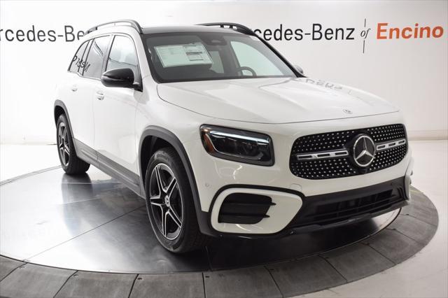 new 2024 Mercedes-Benz GLB 250 car, priced at $52,390