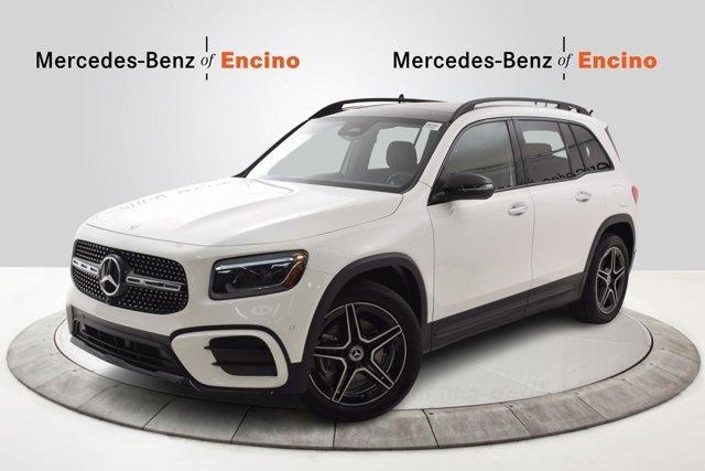 new 2024 Mercedes-Benz GLB 250 car, priced at $52,390