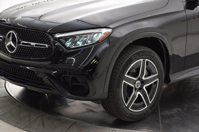 new 2025 Mercedes-Benz GLC 300 car, priced at $56,395