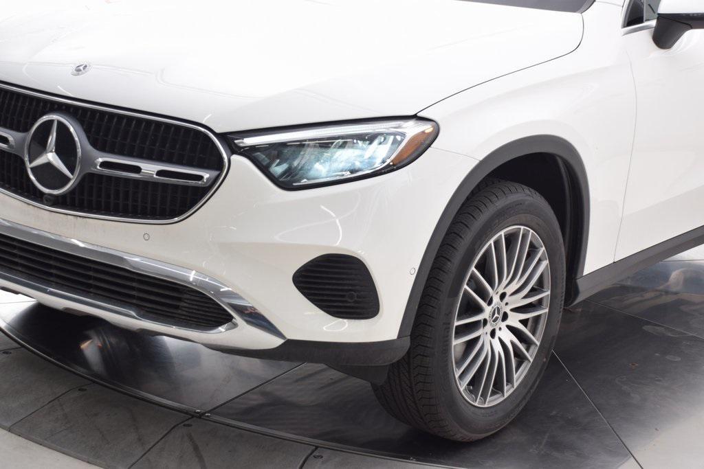 new 2025 Mercedes-Benz GLC 300 car, priced at $53,725