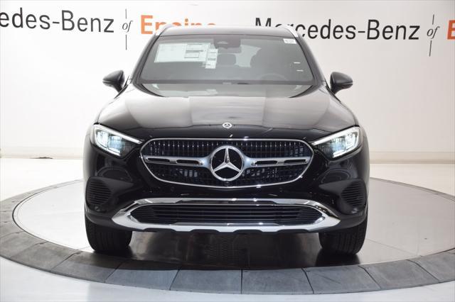 new 2025 Mercedes-Benz GLC 300 car, priced at $51,625