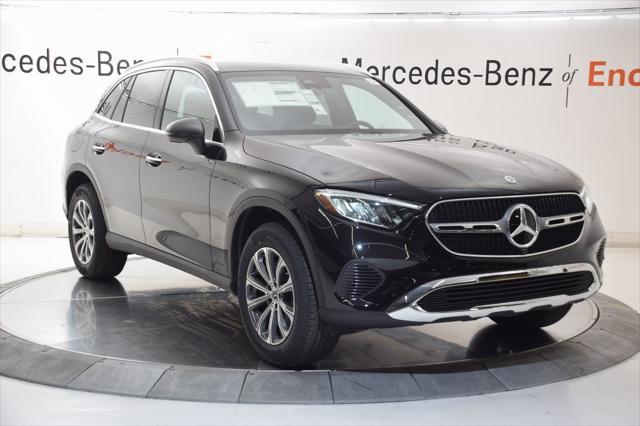 new 2025 Mercedes-Benz GLC 300 car, priced at $51,625