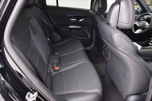 new 2025 Mercedes-Benz GLC 300 car, priced at $51,625