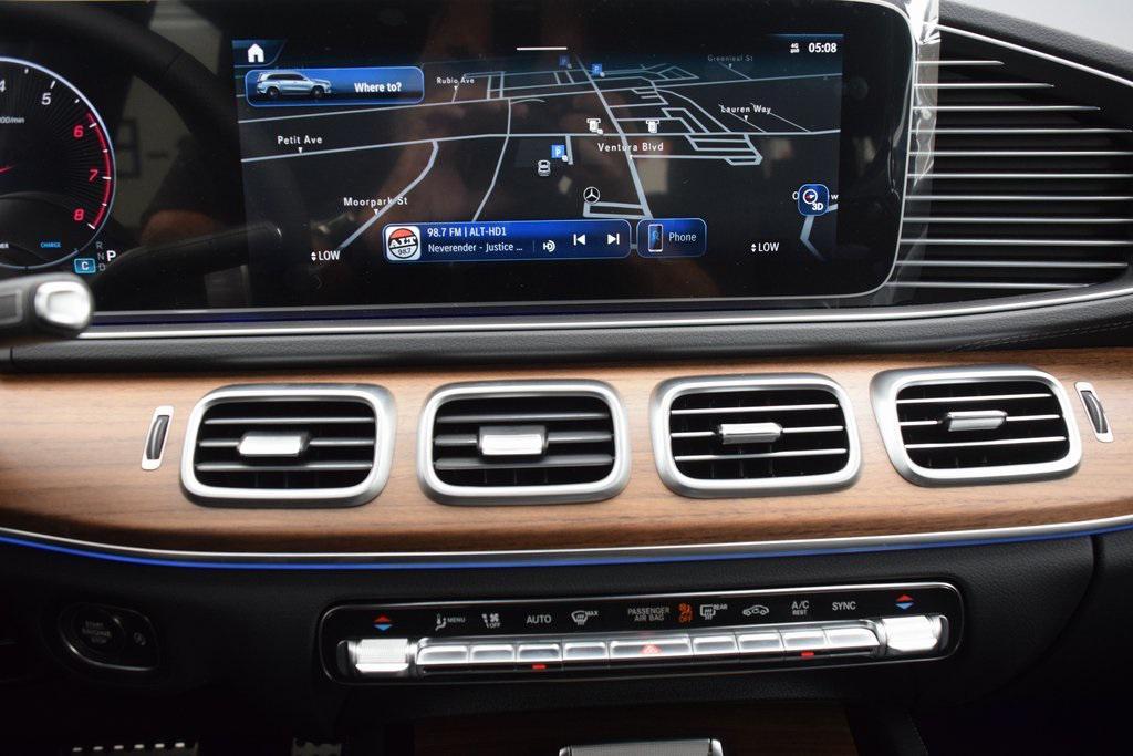 new 2025 Mercedes-Benz GLS 450 car, priced at $95,365