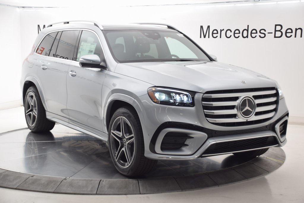 new 2025 Mercedes-Benz GLS 450 car, priced at $95,365