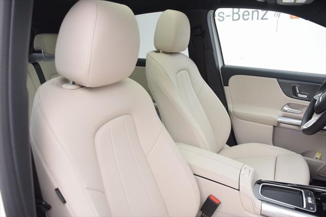 new 2025 Mercedes-Benz GLA 250 car, priced at $48,165