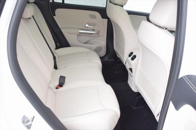 new 2025 Mercedes-Benz GLA 250 car, priced at $48,165