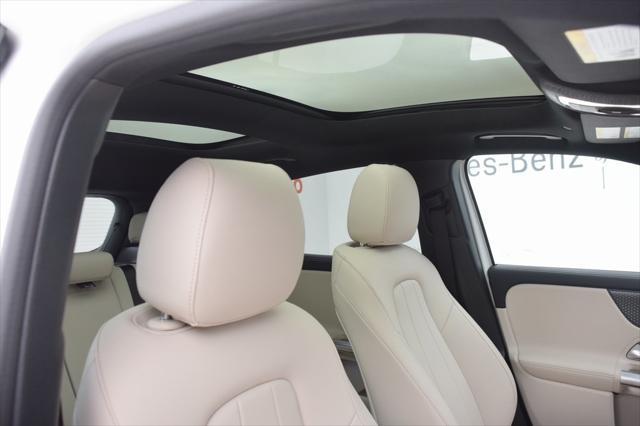 new 2025 Mercedes-Benz GLA 250 car, priced at $48,165