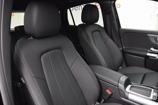 new 2025 Mercedes-Benz GLA 250 car, priced at $48,165