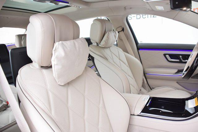 new 2024 Mercedes-Benz Maybach S 580 car, priced at $225,745