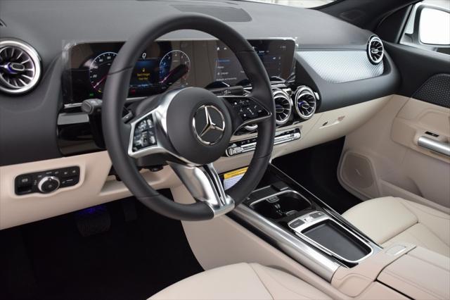 new 2025 Mercedes-Benz GLA 250 car, priced at $46,120