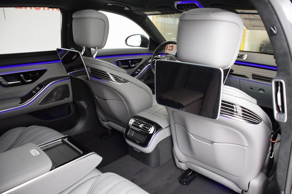 new 2025 Mercedes-Benz AMG S 63 E car, priced at $201,330
