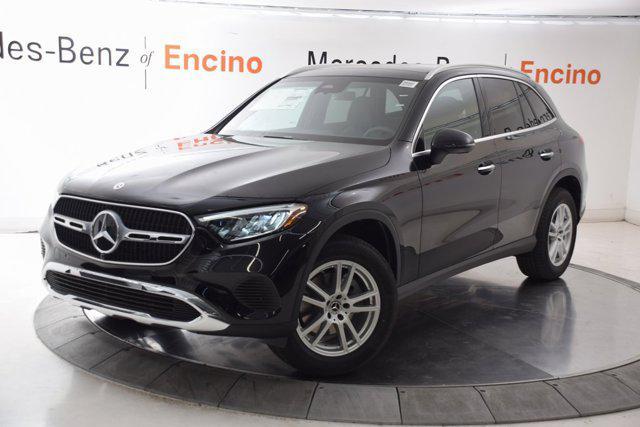 new 2025 Mercedes-Benz GLC 300 car, priced at $53,425