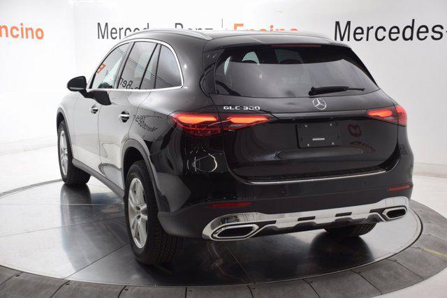 new 2025 Mercedes-Benz GLC 300 car, priced at $53,425