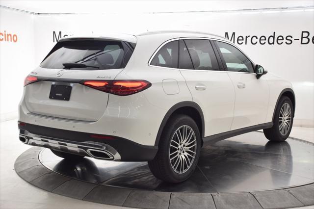 new 2025 Mercedes-Benz GLC 300 car, priced at $53,725