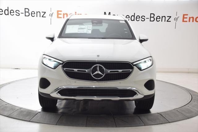 new 2025 Mercedes-Benz GLC 300 car, priced at $53,725