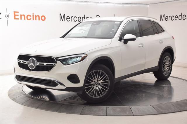 new 2025 Mercedes-Benz GLC 300 car, priced at $53,725