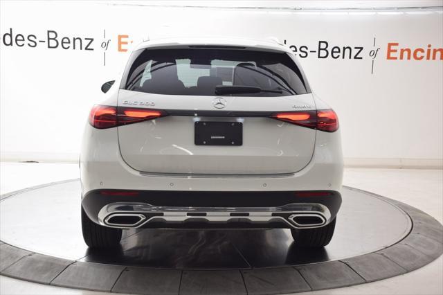 new 2025 Mercedes-Benz GLC 300 car, priced at $53,725
