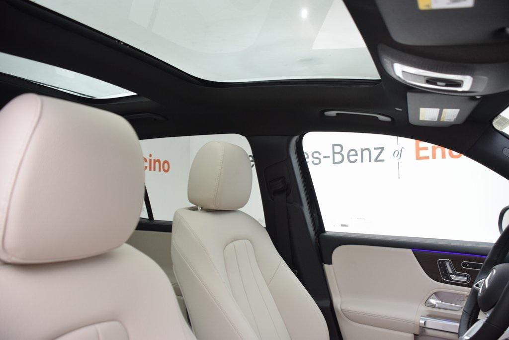 new 2026 Mercedes-Benz GLB 250 car, priced at $49,990