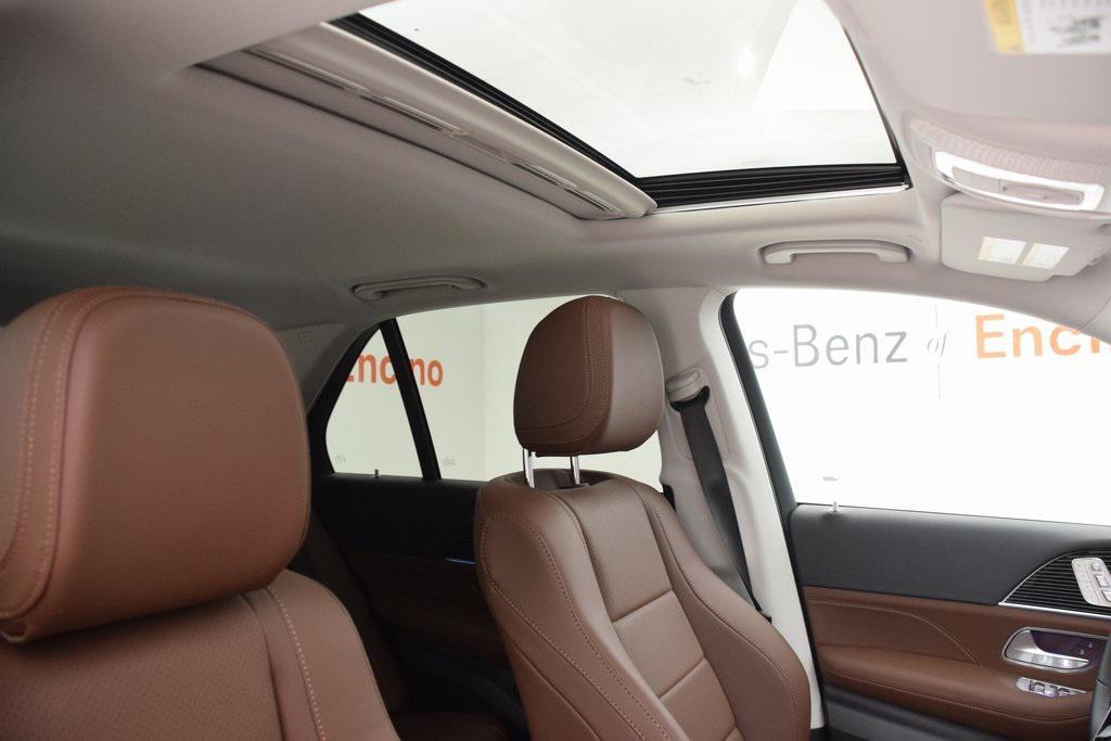new 2026 Mercedes-Benz GLE 450 car, priced at $77,200