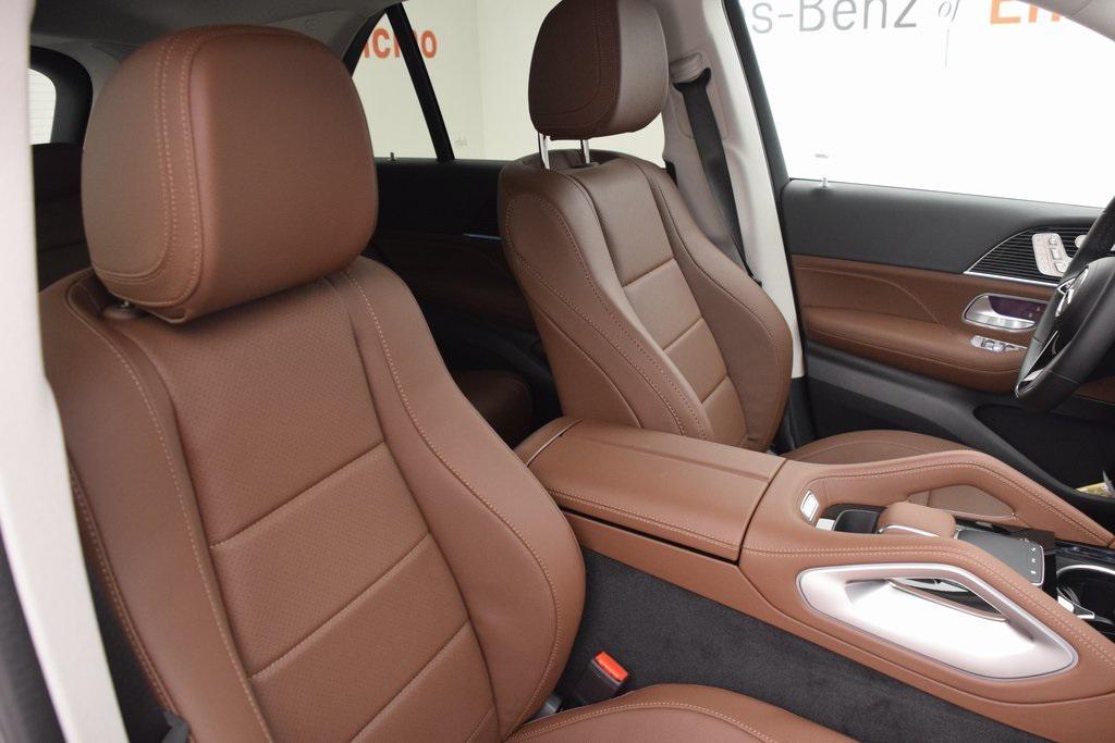 new 2026 Mercedes-Benz GLE 450 car, priced at $77,200