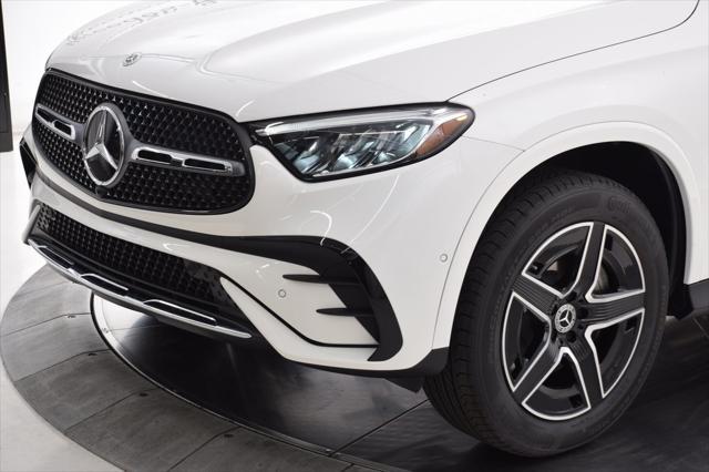 new 2025 Mercedes-Benz GLC 350e car, priced at $65,475