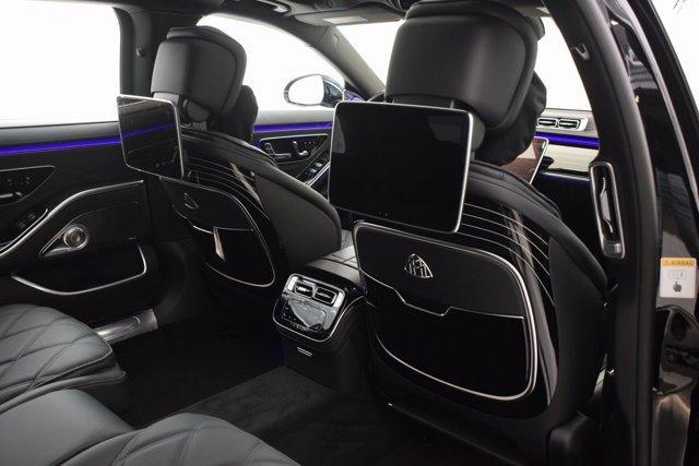 new 2024 Mercedes-Benz Maybach S 580 car, priced at $200,945