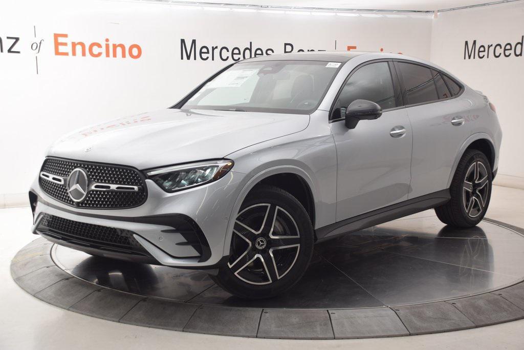 new 2025 Mercedes-Benz GLC 300 car, priced at $65,205
