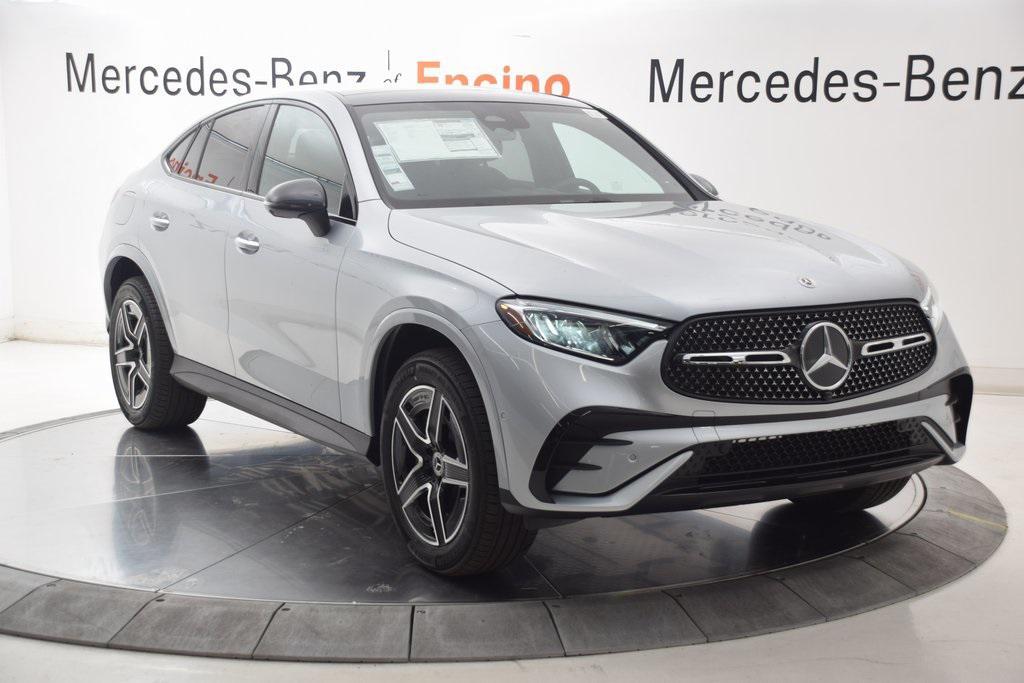 new 2025 Mercedes-Benz GLC 300 car, priced at $65,205