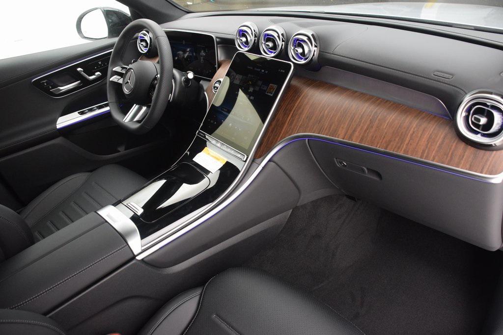 new 2025 Mercedes-Benz GLC 300 car, priced at $65,205