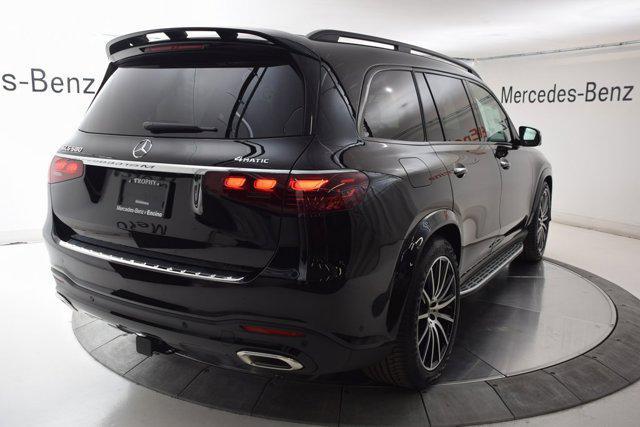 new 2024 Mercedes-Benz GLS 580 car