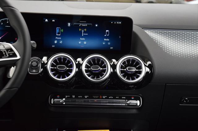 new 2025 Mercedes-Benz GLA 250 car, priced at $44,620