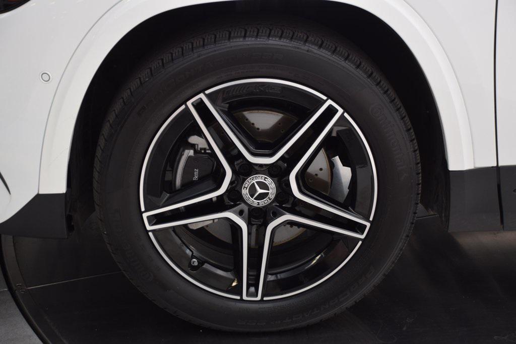 used 2025 Mercedes-Benz GLA 250 car, priced at $37,997